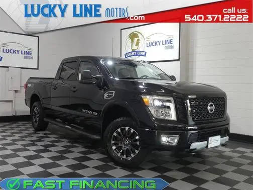 2018 Nissan Titan XD PRO-4X 4WD photo