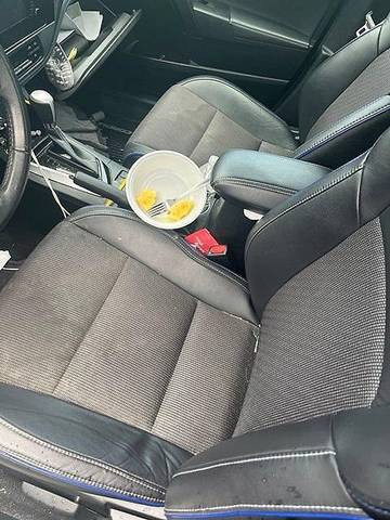 2018 Toyota Corolla SE FWD photo