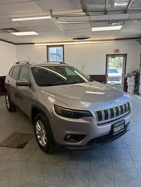 2019 Jeep Cherokee Latitude 4WD photo