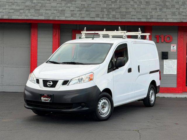 2017 Nissan NV200 S FWD photo