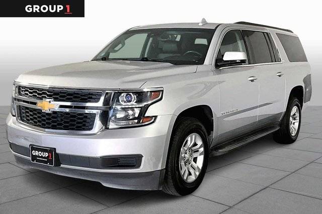 2017 Chevrolet Suburban LT 4WD photo