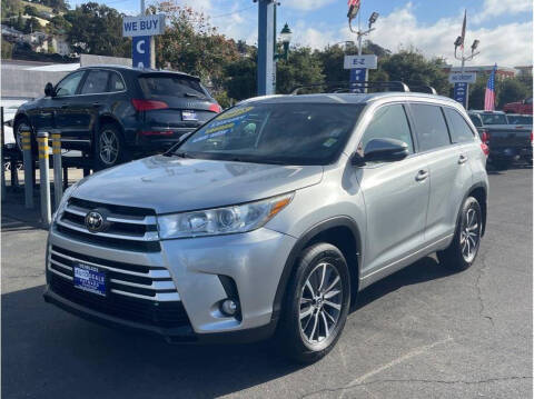 2018 Toyota Highlander XLE AWD photo