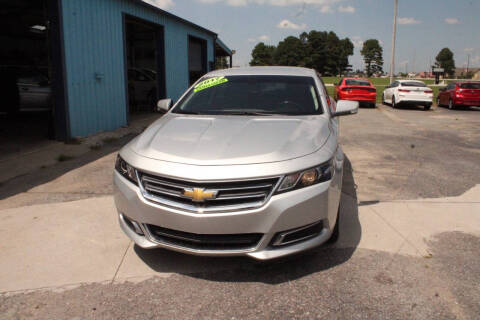 2017 Chevrolet Impala LT FWD photo