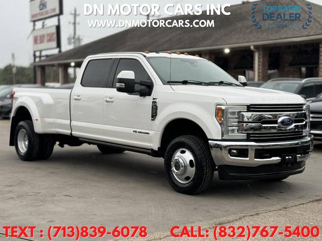 2018 Ford F-350 Super Duty LARIAT 4WD photo
