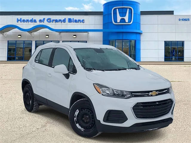 2018 Chevrolet Trax LS FWD photo
