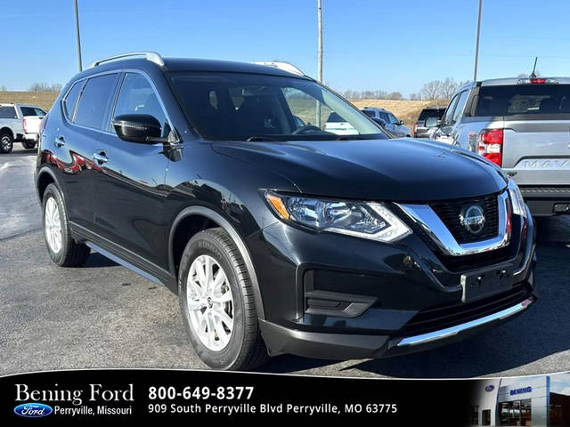 2018 Nissan Rogue SV FWD photo