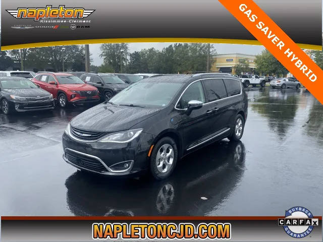 2018 Chrysler Pacifica Minivan Hybrid Limited FWD photo