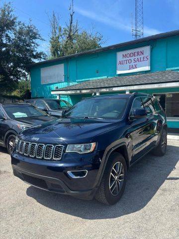 2018 Jeep Grand Cherokee Laredo E RWD photo