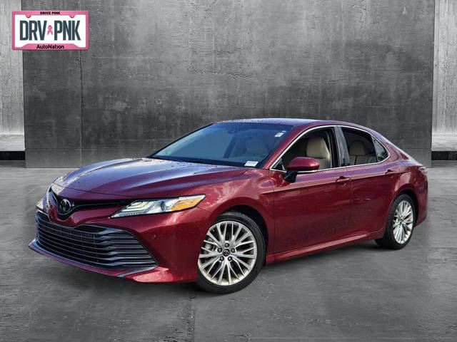 2018 Toyota Camry XLE FWD photo