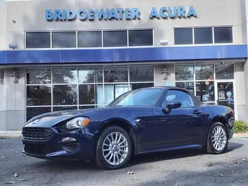 2018 FIAT 124 Spider Classica RWD photo