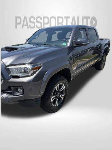 2018 Toyota Tacoma TRD Sport 4WD photo