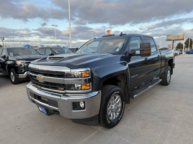 2018 Chevrolet Silverado 2500HD LT 4WD photo