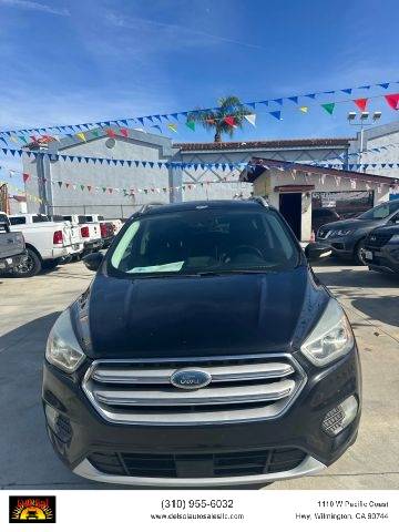 2018 Ford Escape Titanium FWD photo