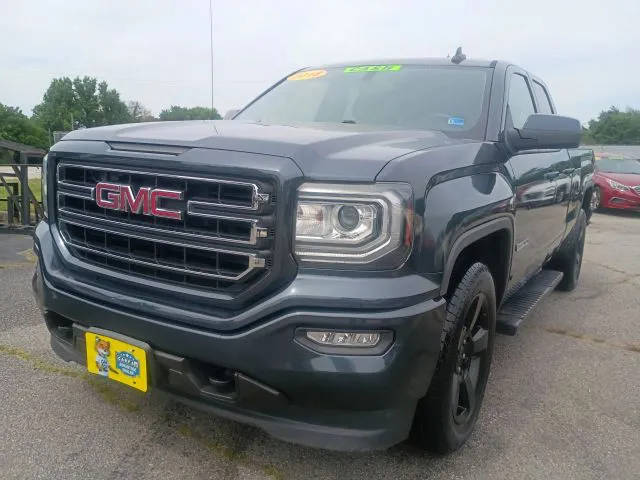 2018 GMC Sierra 1500 4WD photo