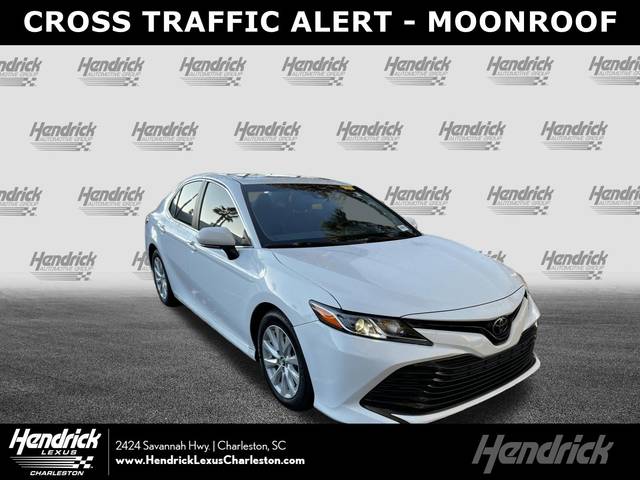 2018 Toyota Camry LE FWD photo