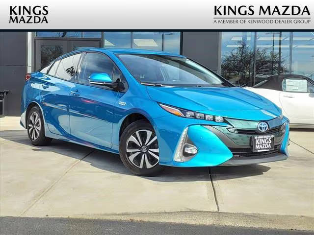 2018 Toyota Prius Prime Advanced FWD photo