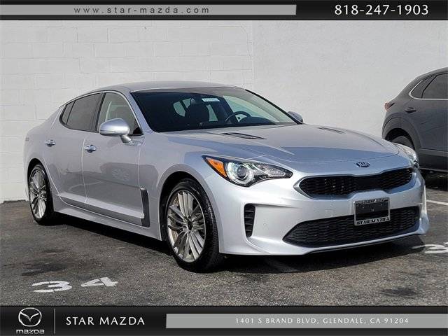 2018 Kia Stinger Base RWD photo