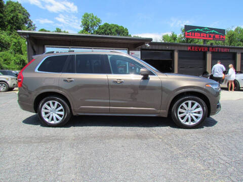 2017 Volvo XC90 Momentum AWD photo