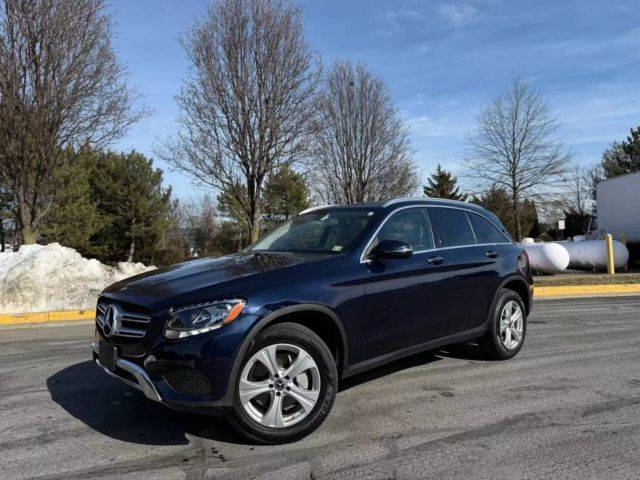 2018 Mercedes-Benz GLC-Class GLC 300 AWD photo