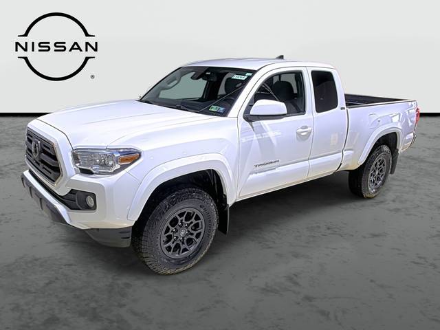 2018 Toyota Tacoma SR5 4WD photo