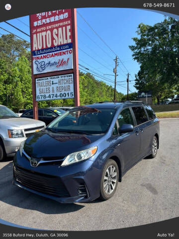 2018 Toyota Sienna LE AWD photo