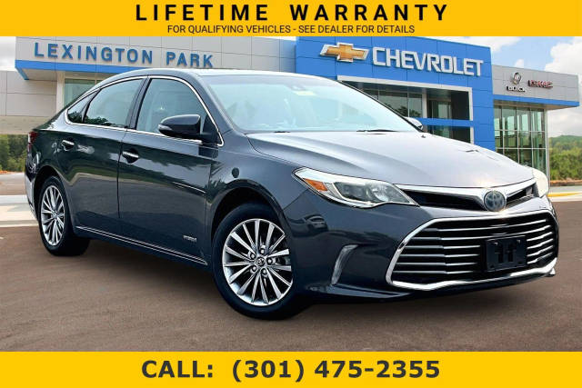2017 Toyota Avalon Hybrid Limited FWD photo