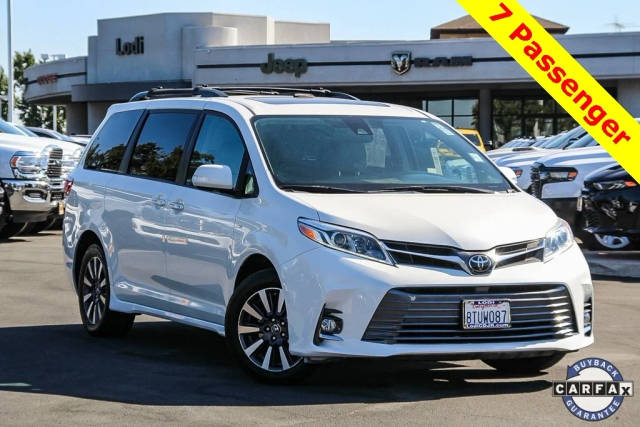 2018 Toyota Sienna Limited AWD photo