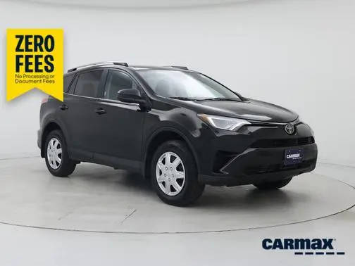 2018 Toyota RAV4 LE AWD photo