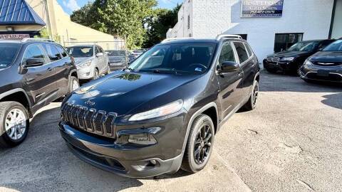 2015 Jeep Cherokee Latitude FWD photo