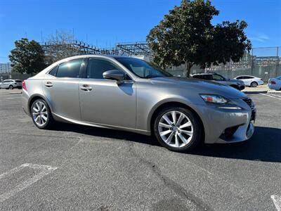 2016 Lexus IS  RWD photo