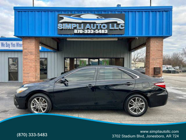 2016 Toyota Camry SE FWD photo