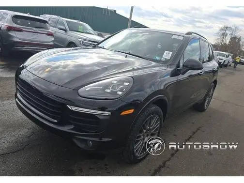 2018 Porsche Cayenne Platinum Edition AWD photo