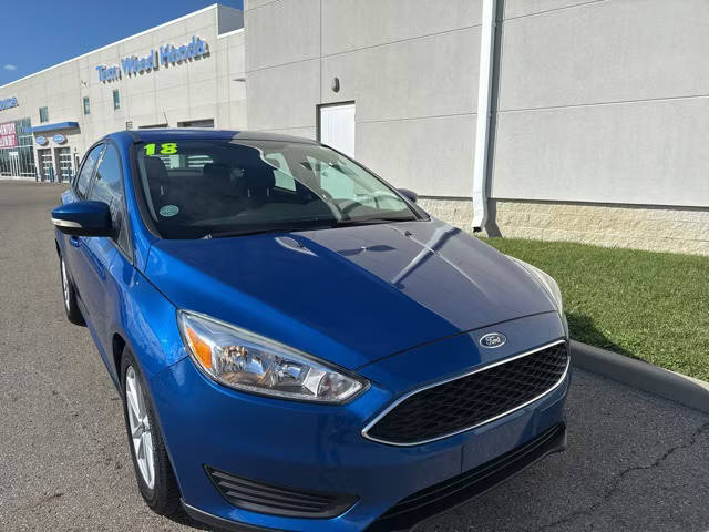 2018 Ford Focus SE FWD photo