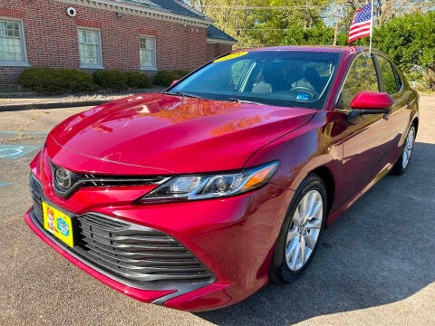 2018 Toyota Camry LE FWD photo
