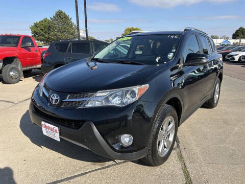 2015 Toyota RAV4 XLE AWD photo