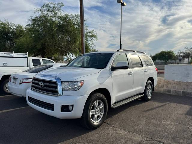 2017 Toyota Sequoia SR5 RWD photo
