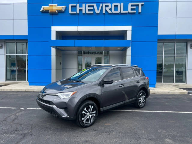 2018 Toyota RAV4 LE FWD photo