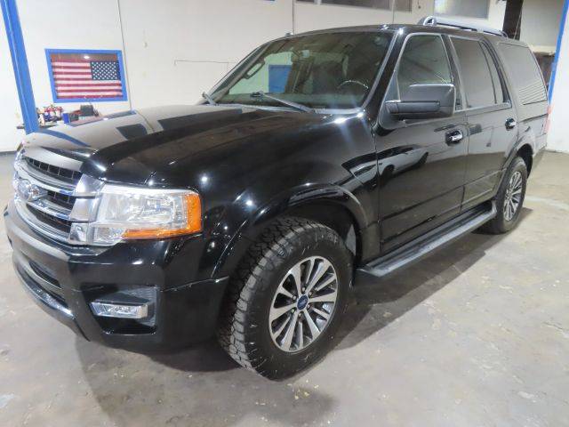 2017 Ford Expedition XLT RWD photo