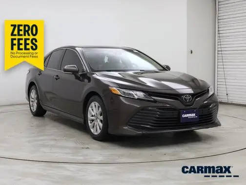 2018 Toyota Camry LE FWD photo