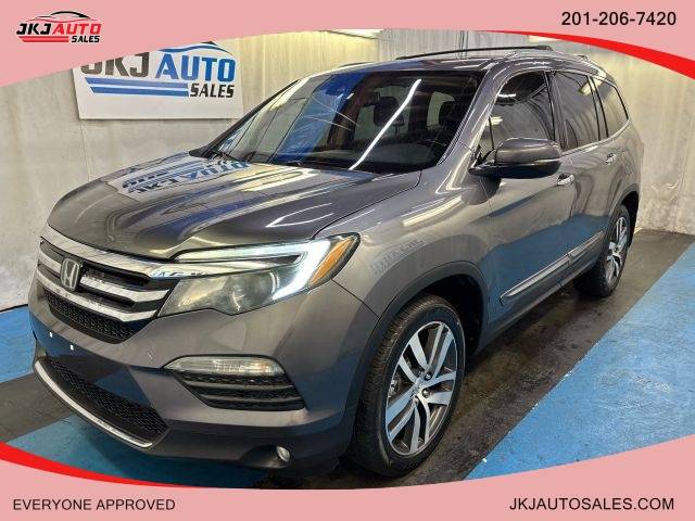 2018 Honda Pilot Touring AWD photo