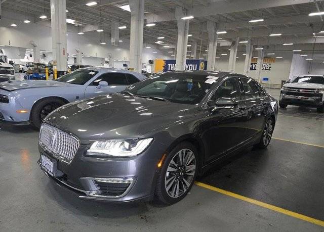 2018 Lincoln MKZ Hybrid Reserve FWD photo