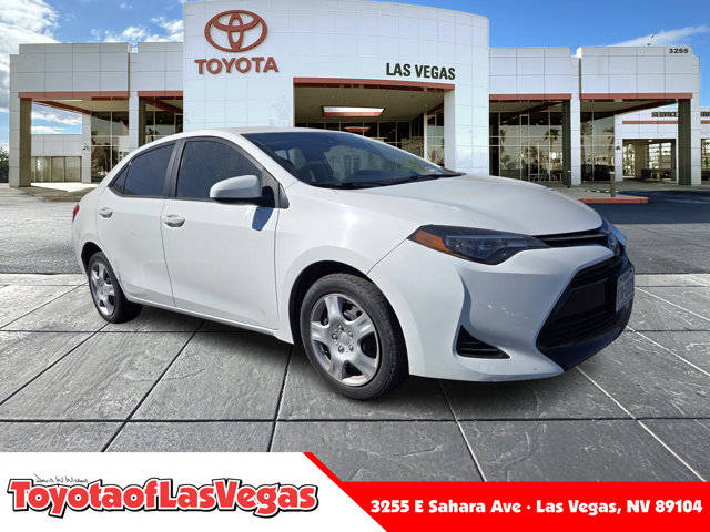 2018 Toyota Corolla LE FWD photo