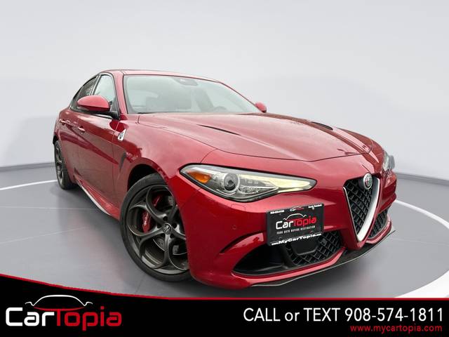 2018 Alfa Romeo Giulia  RWD photo