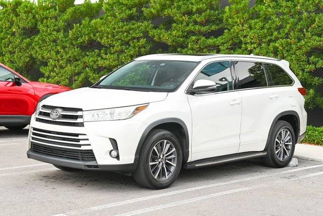 2018 Toyota Highlander XLE FWD photo