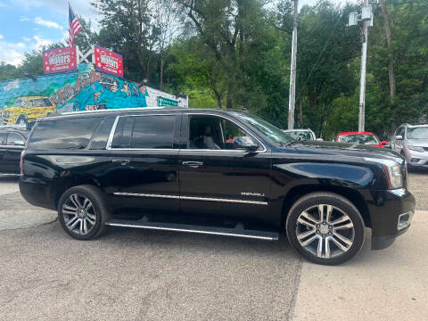 2018 GMC Yukon XL Denali 4WD photo