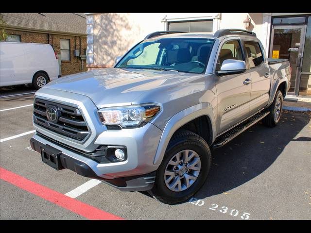 2018 Toyota Tacoma SR5 4WD photo