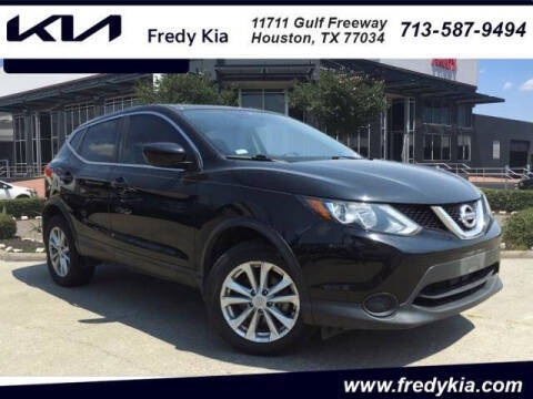2018 Nissan Rogue Sport S AWD photo