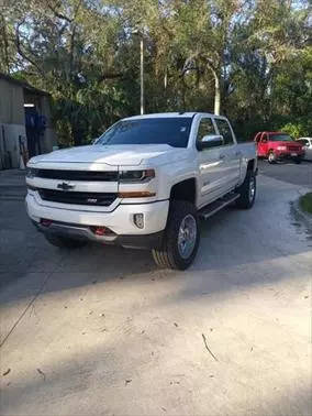 2018 Chevrolet Silverado 1500 LT 4WD photo