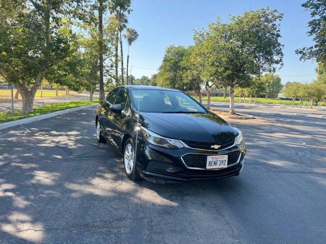 2018 Chevrolet Cruze LT FWD photo
