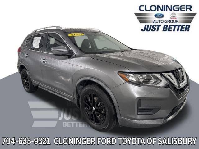 2018 Nissan Rogue SV FWD photo